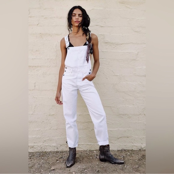 Free People Pants - Free People We The Free Ziggy Denim Overalls in Optic White - Size S